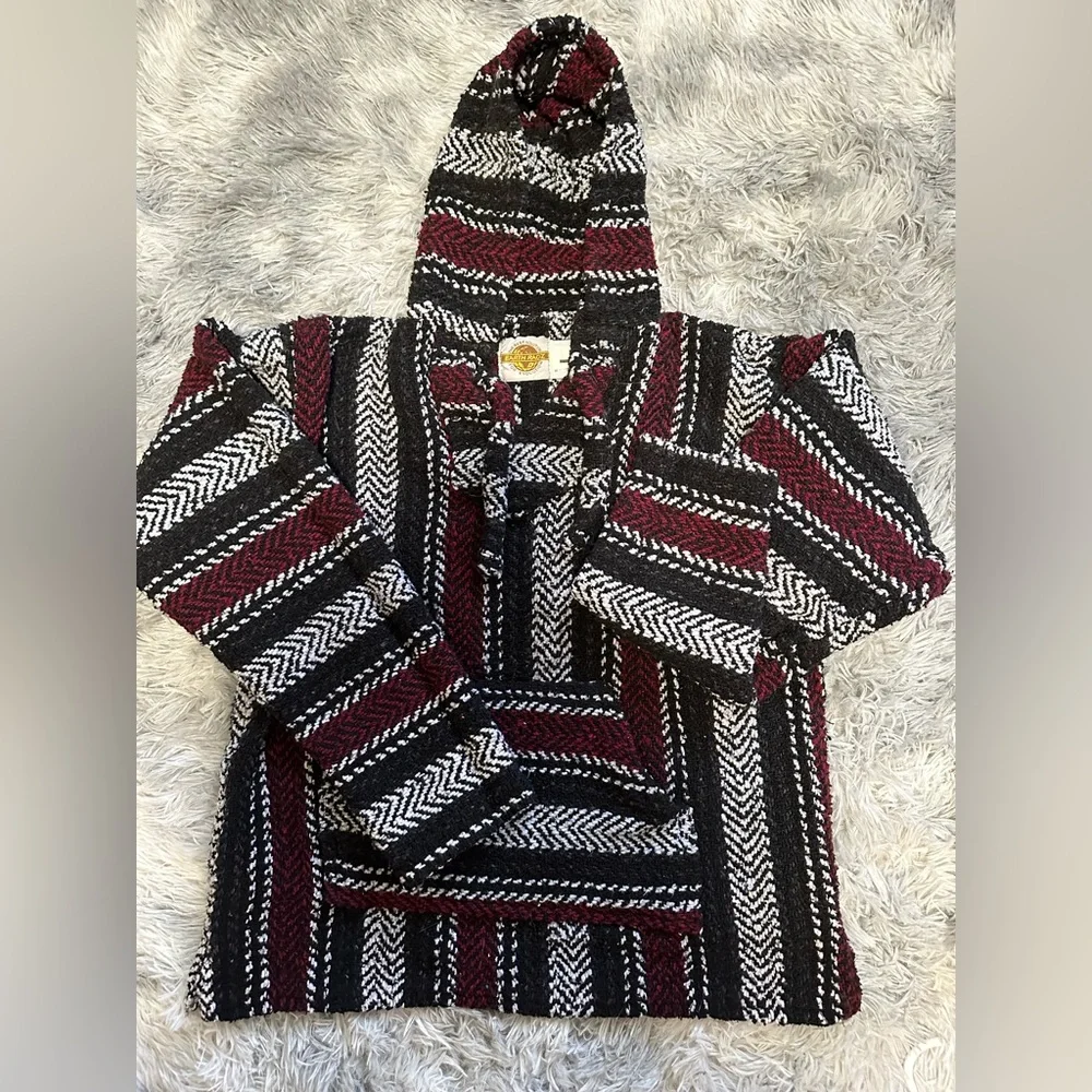 Sweater - Picture 1 of 2